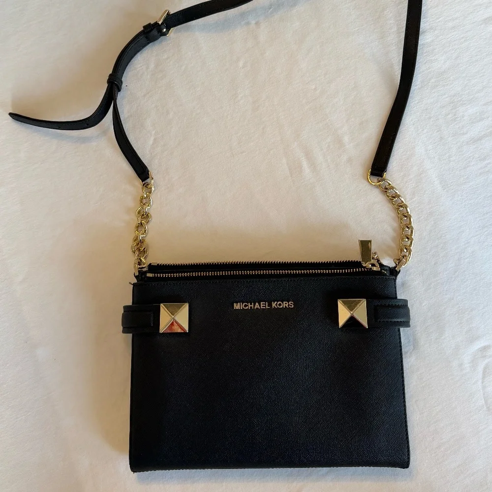 Michael Kors Crossbody - Picture 1 of 9